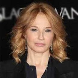 Ellen Barkin wiki, affair, boyfriend, married, husband, children ...